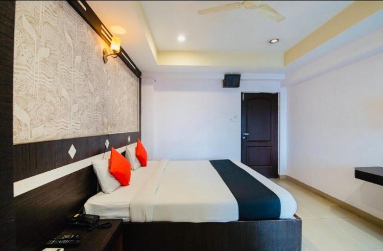 Seasons Residency Hotel Bangalore Buitenkant foto