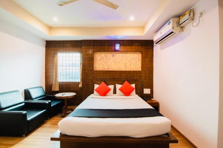Seasons Residency Hotel Bangalore Buitenkant foto