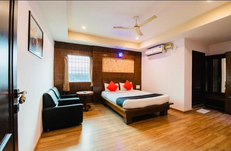 Seasons Residency Hotel Bangalore Buitenkant foto