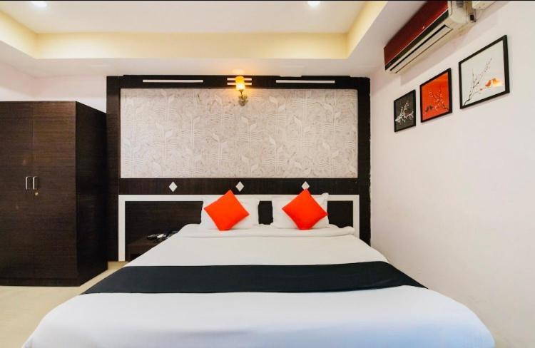 Seasons Residency Hotel Bangalore Buitenkant foto