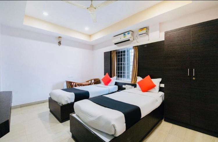 Seasons Residency Hotel Bangalore Buitenkant foto